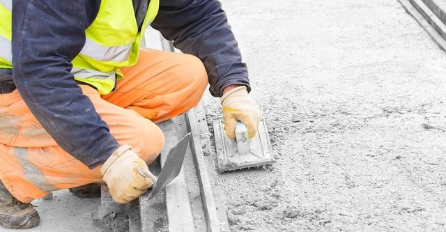How to Repair Crumbling Concrete Steps with RJT Construction?