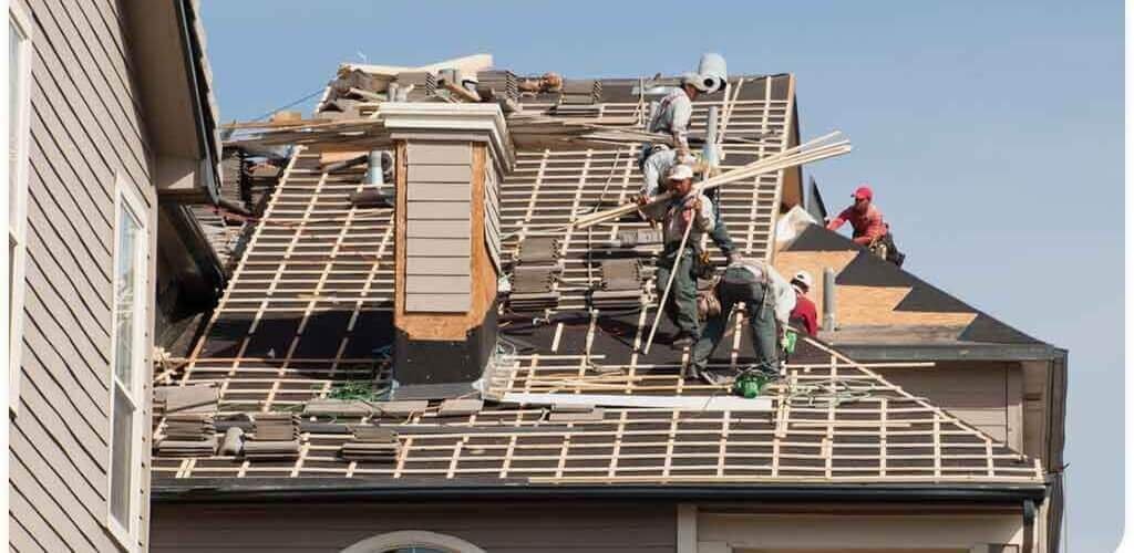 How to Budget and Plan for Your Next Roofing Project in Houston?